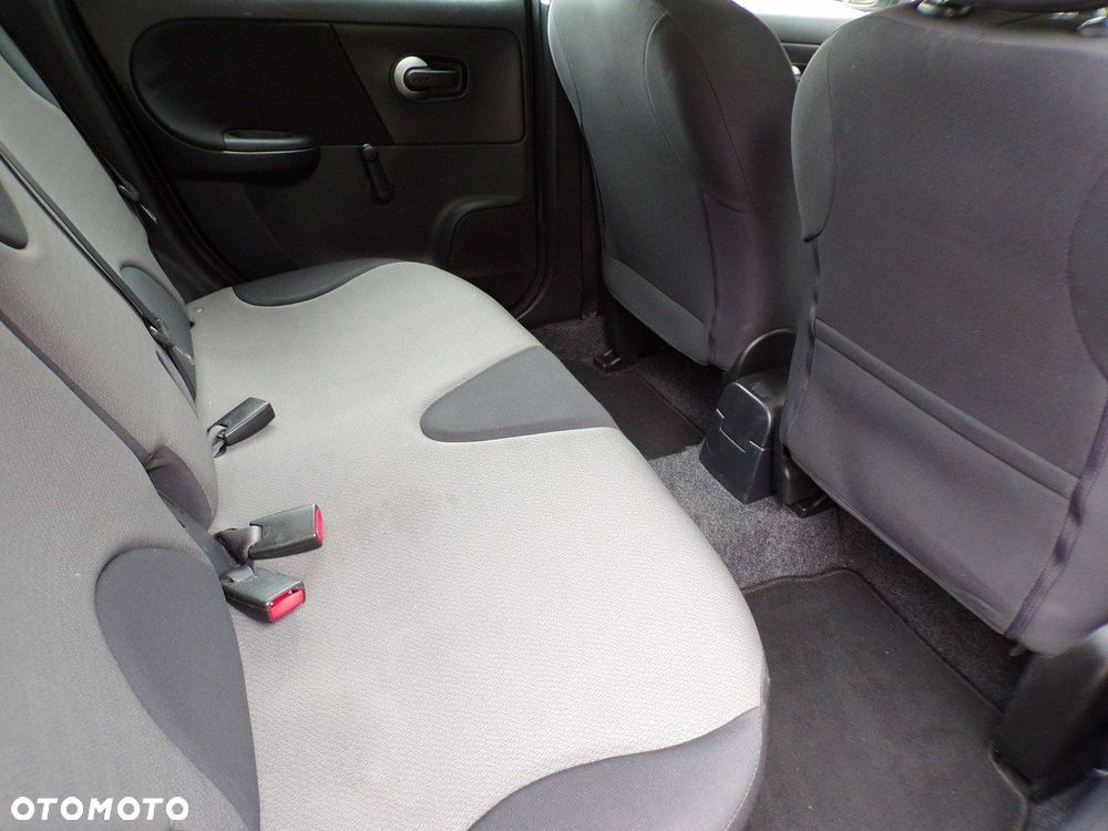 Nissan Note - 24