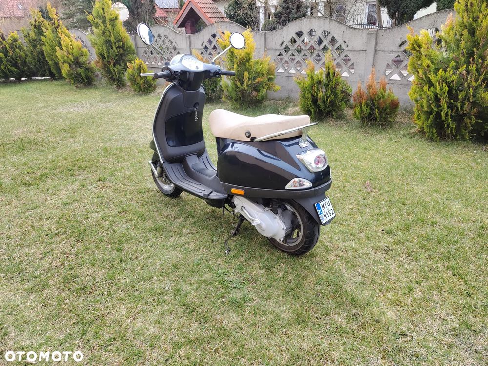 Vespa LX - 1