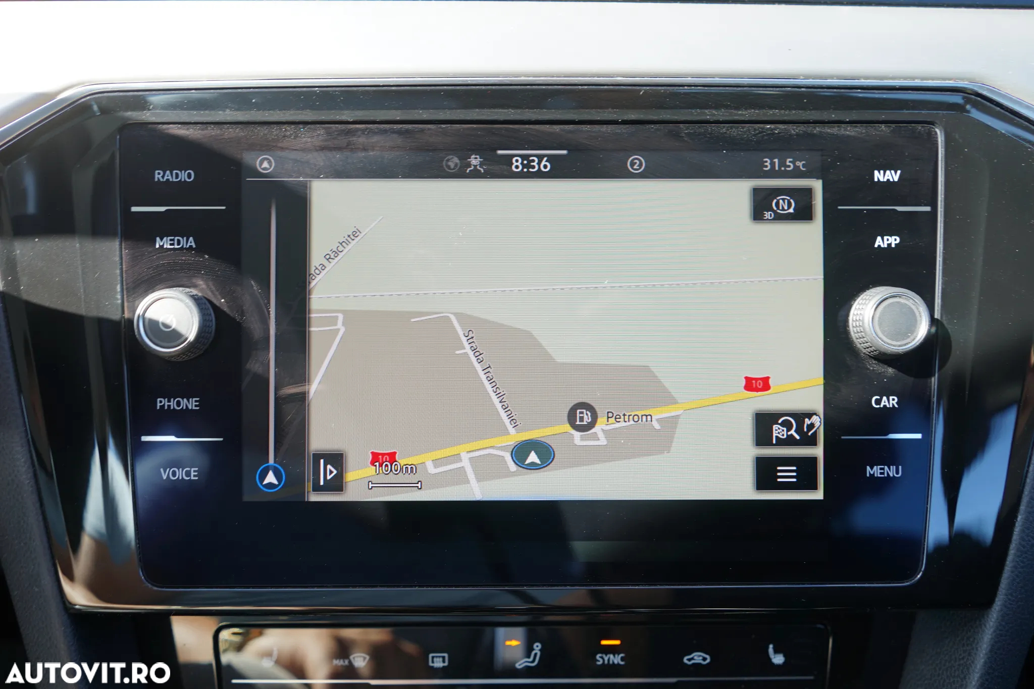Volkswagen Passat Variant 2.0 TDI DSG 4Motion Highline - 20