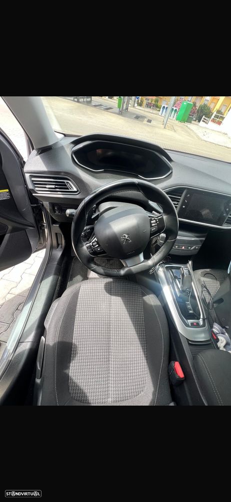 Peugeot 308 SW 1.5 BlueHDi Allure Pack EAT8 - 6