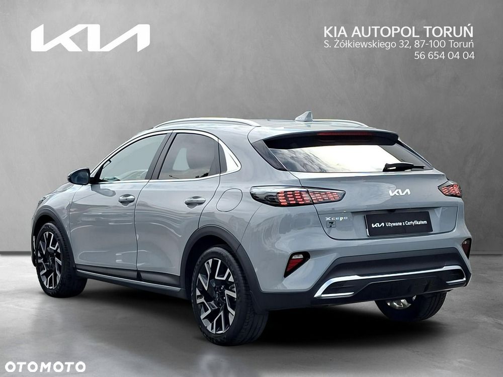 Kia XCeed 1.6 T-GDI Tribute DCT - 3