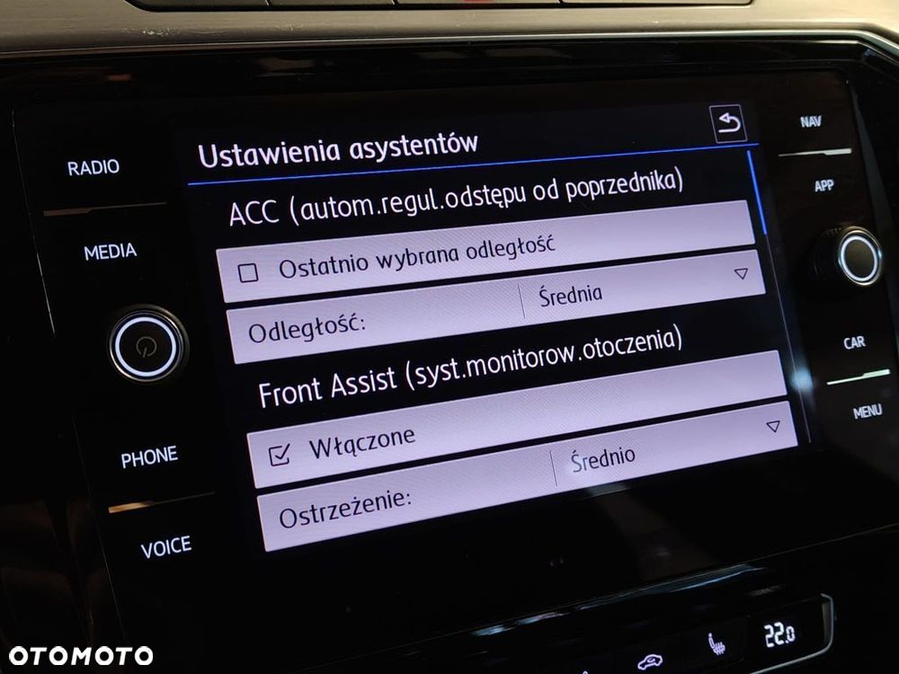 Volkswagen Passat - 20