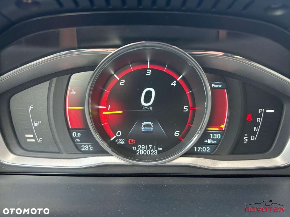 Volvo V60 D4 Geartronic Summum - 20