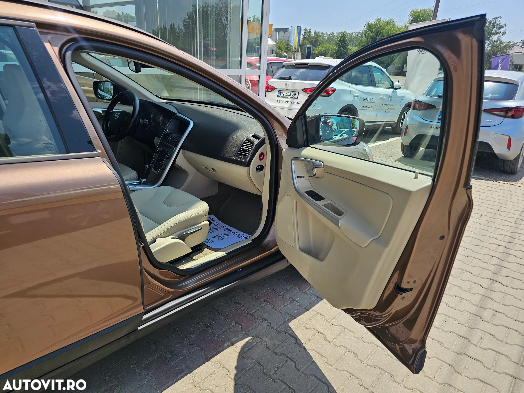 Volvo XC 60 D3 Aut. Summum - 9