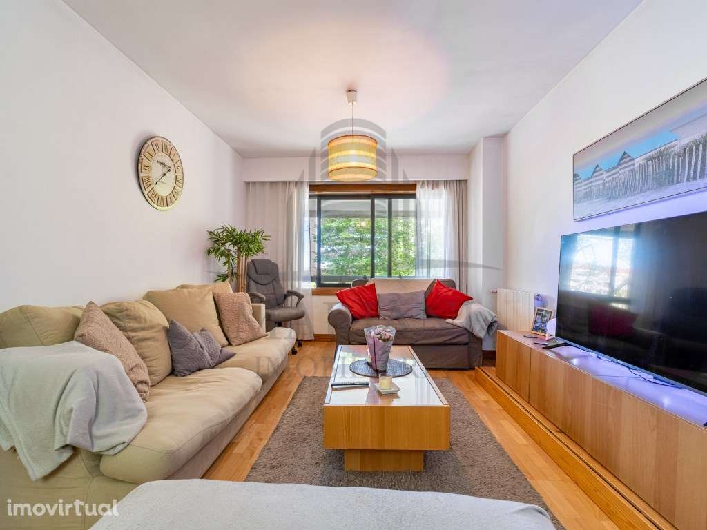 T2 Mobilado no Centro de Gaia | Pronto a Habitar | Garagem - Grande imagem: 4/27