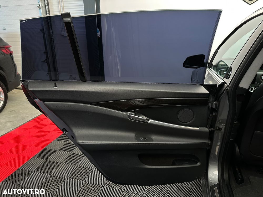 BMW Seria 5 520d - 21