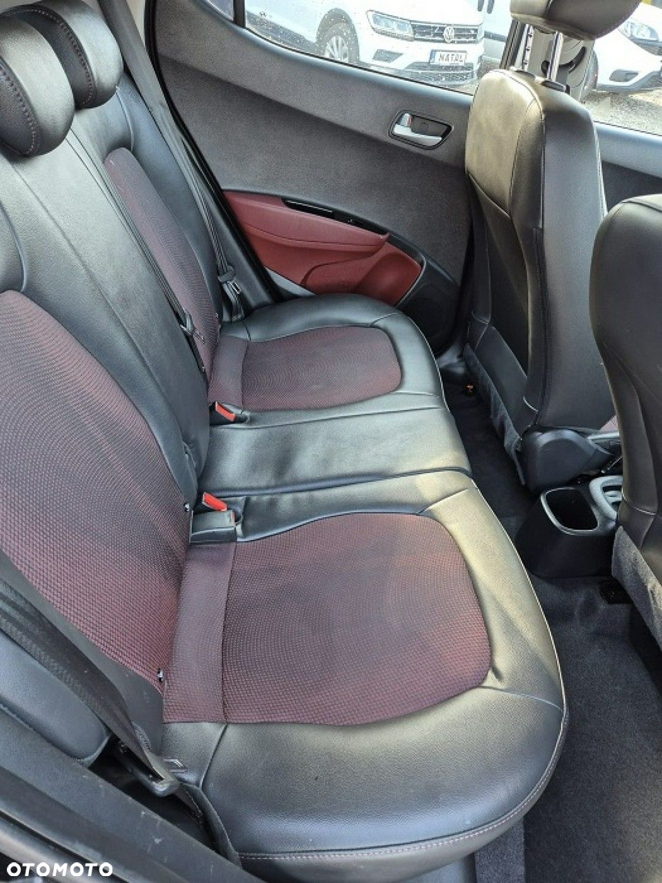Hyundai i10 - 11