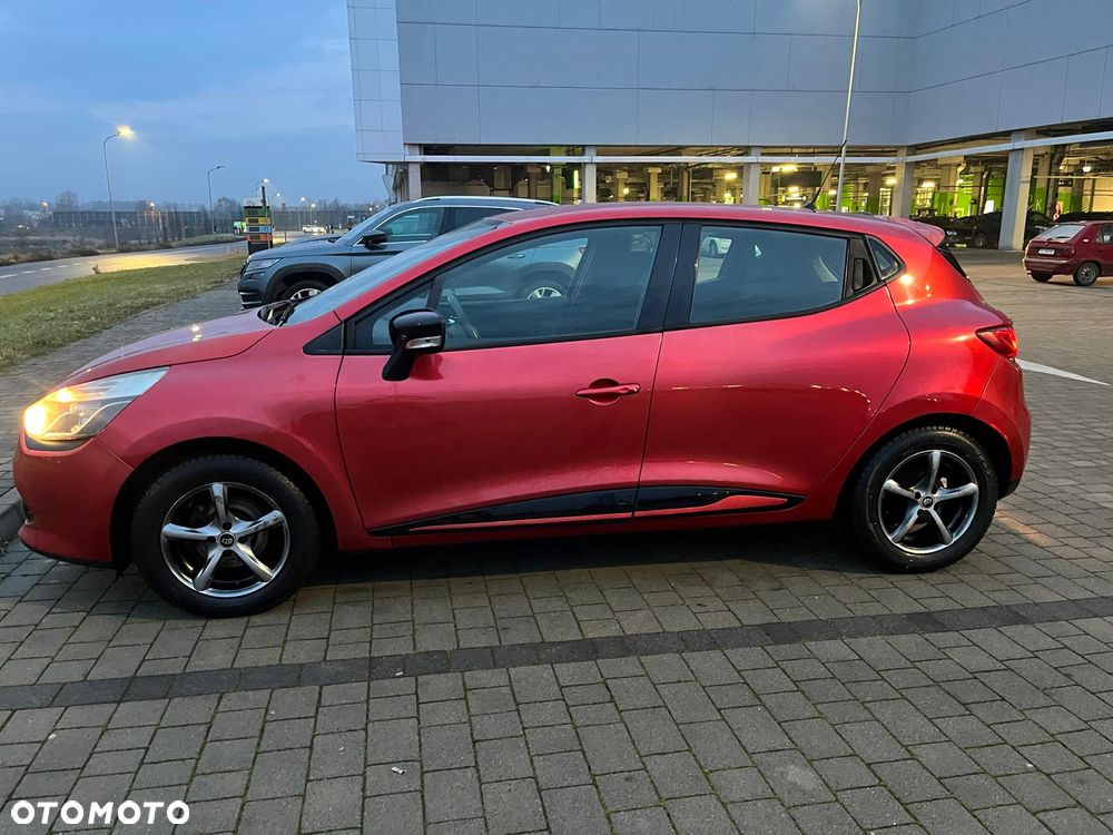 Renault Clio - 2