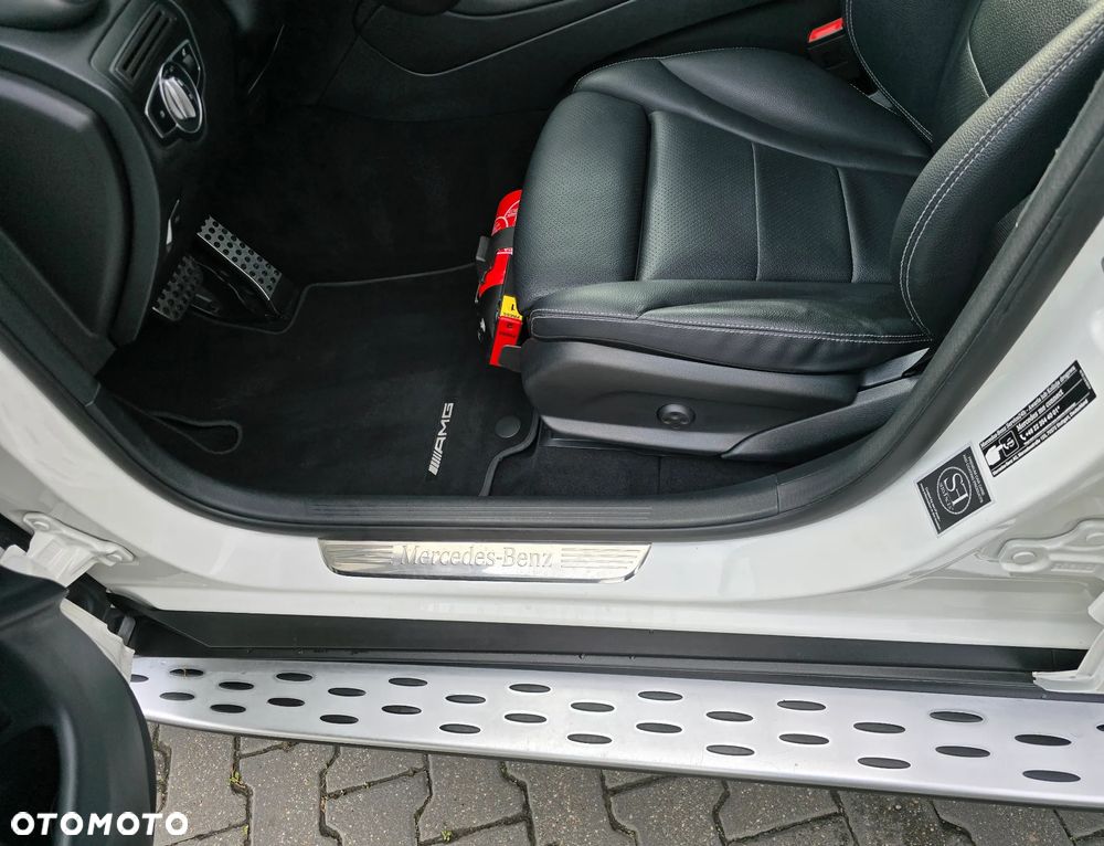 Mercedes-Benz GLC 300 d 4-Matic - 14