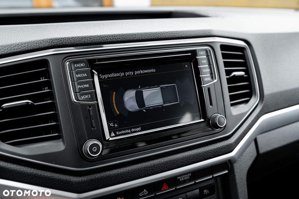 Volkswagen Amarok - 30
