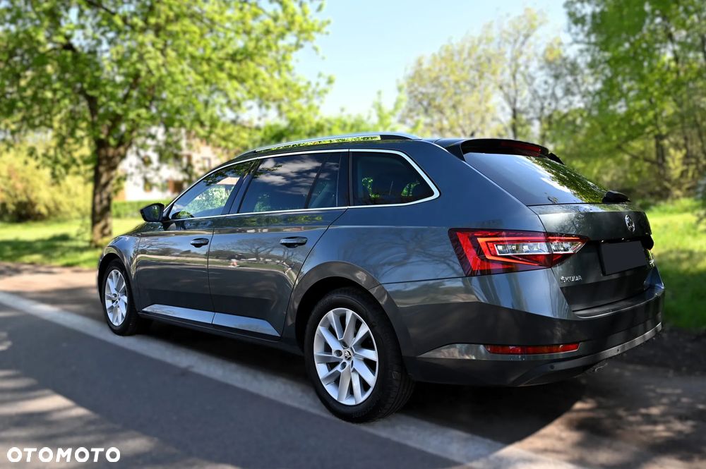 Skoda Superb - 20