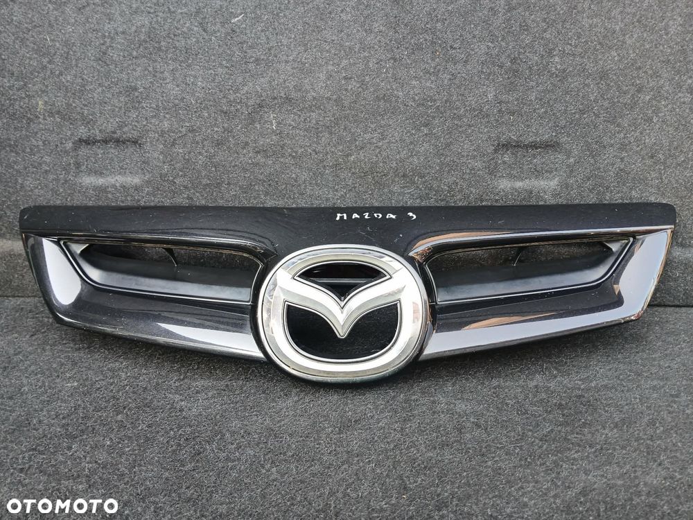 Mazda 3 Grill - 2