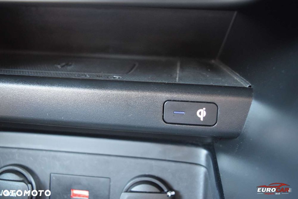 Kia Ceed 1.4 T-GDI L Business Line - 26