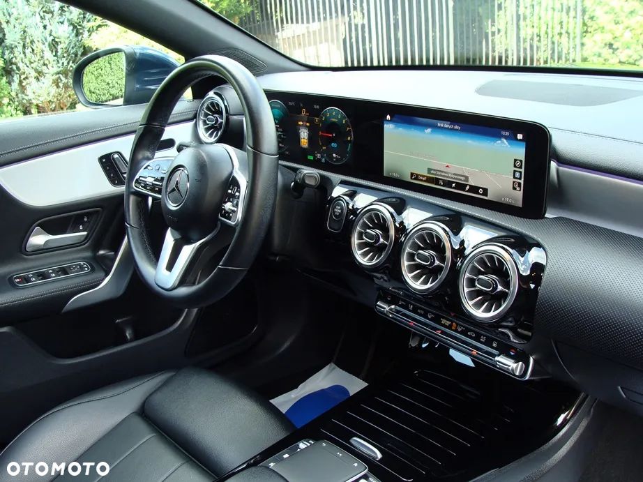 Mercedes-Benz CLA 250 e PHEV Progressive 8G-DCT - 11