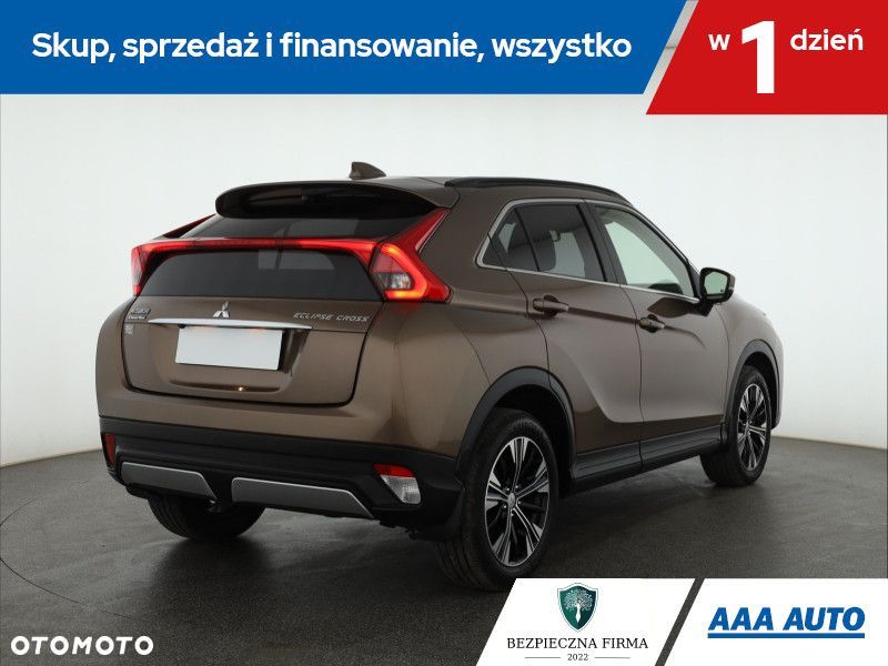 Mitsubishi Eclipse Cross - 7