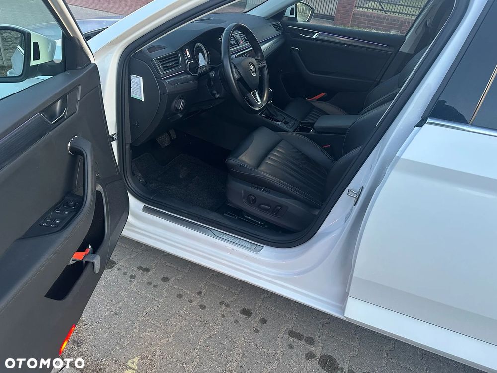 Skoda Superb 2.0 TDI Style DSG7 - 13