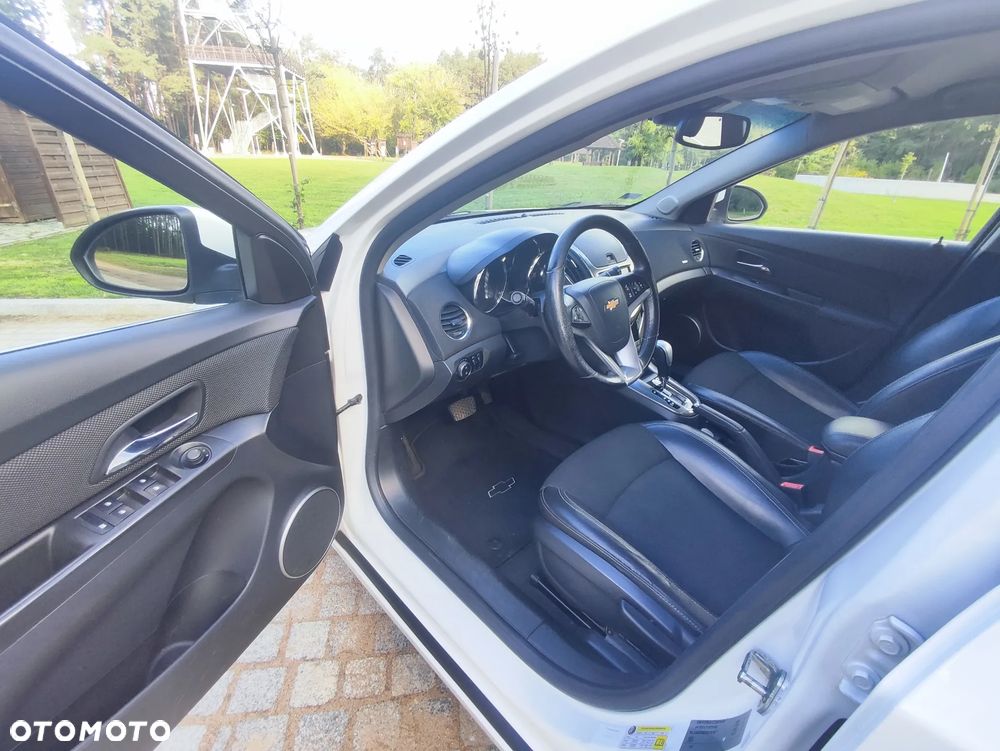 Chevrolet Cruze - 16