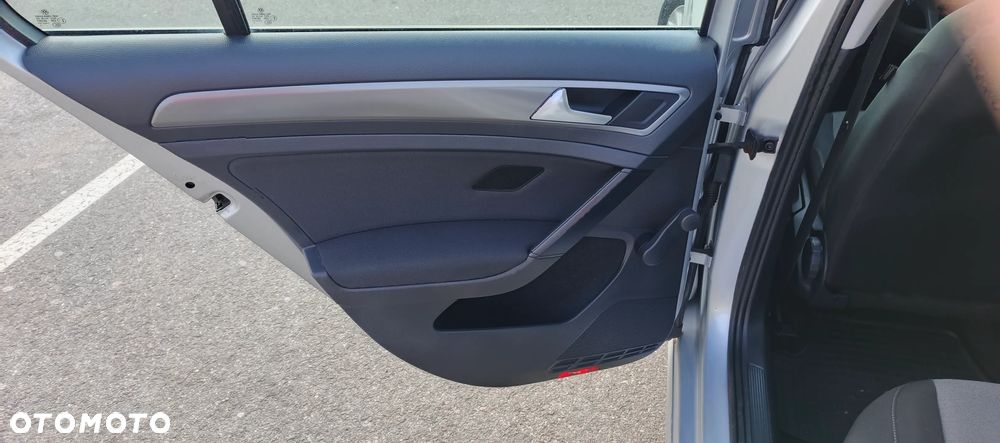 Volkswagen Golf 1.2 TSI BMT Trendline - 15