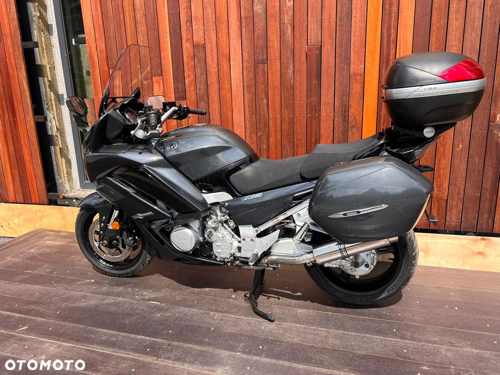 Yamaha FJR - 18