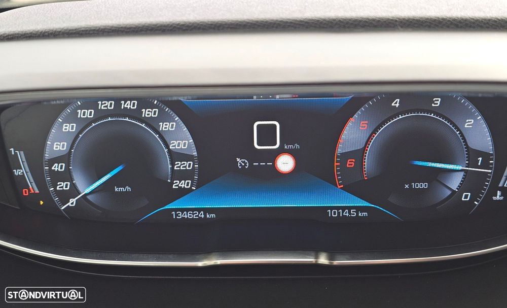 Peugeot 3008 1.5 BlueHDi Allure Pack EAT8 - 8