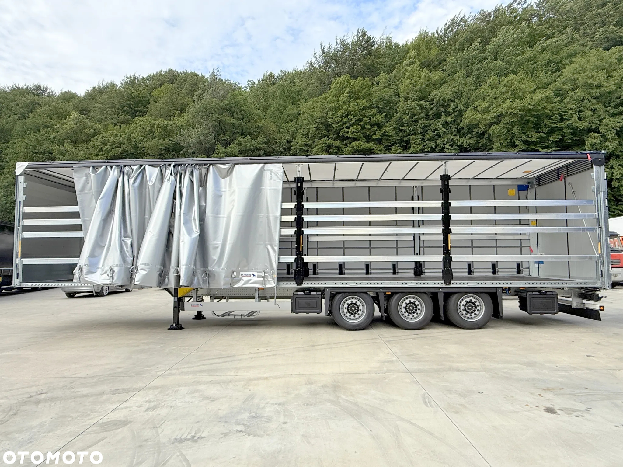 Schmitz Cargobull MEGA VARIOS + BDE - 11