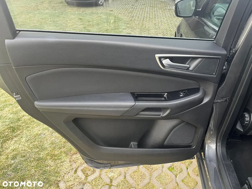 Ford S-Max 2.0 TDCi Titanium PowerShift - 13