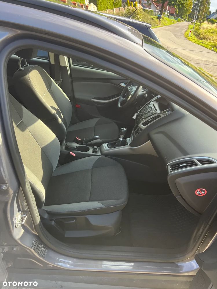 Ford Focus - 14