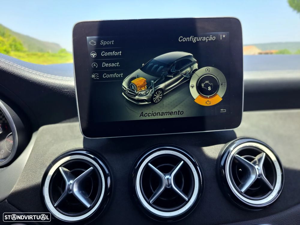Mercedes-Benz A 200 (BlueEFFICIENCY) 7G-DCT AMG Sport - 31