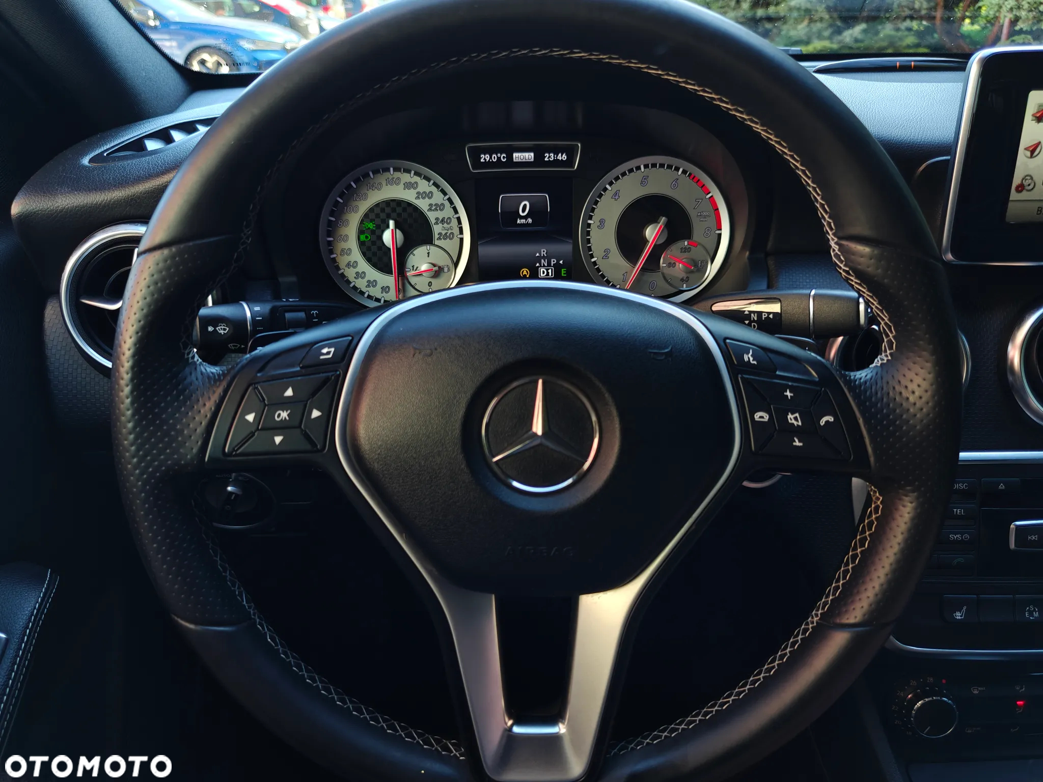 Mercedes-Benz Klasa A 180 (BlueEFFICIENCY) 7G-DCT Urban - 11