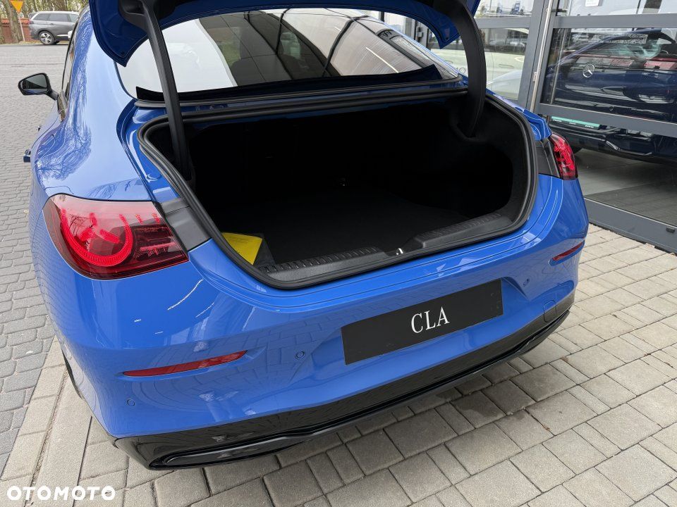 Mercedes-Benz CLA - 14