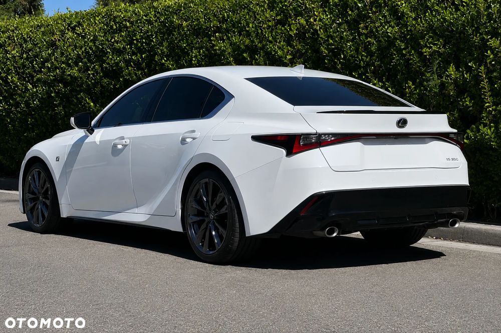 Lexus IS 200t / 300 F Sport - 3