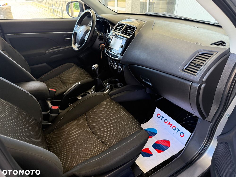 Mitsubishi ASX - 15
