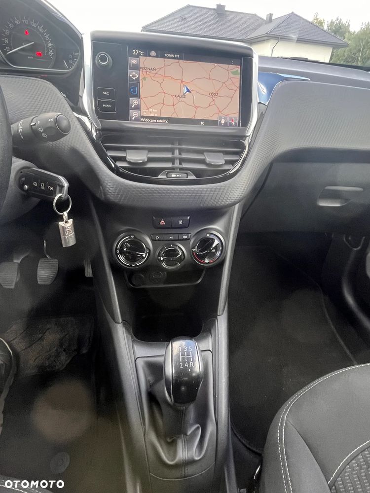 Peugeot 208 PureTech 82 Start & Stop Style - 25