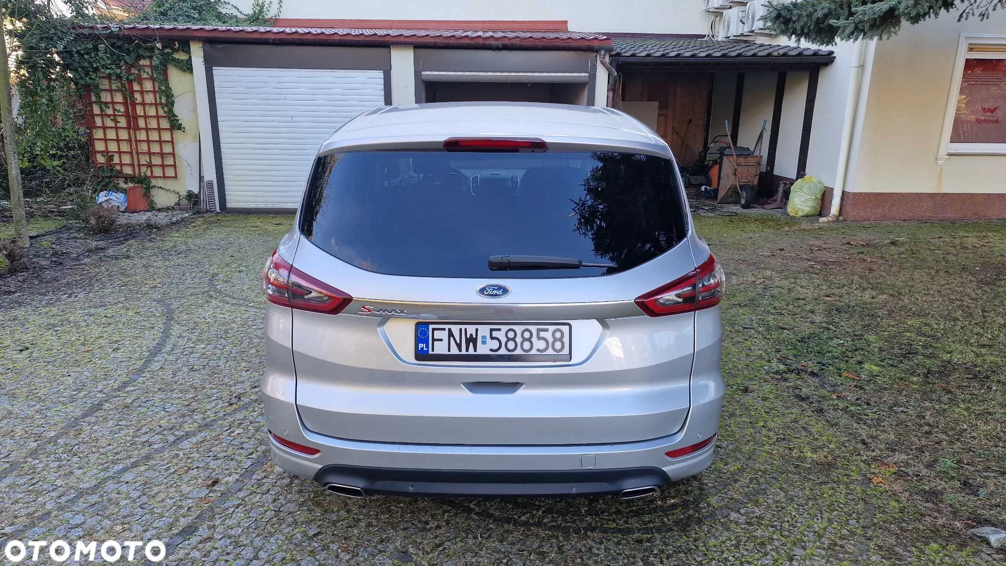 Ford S-Max - 19