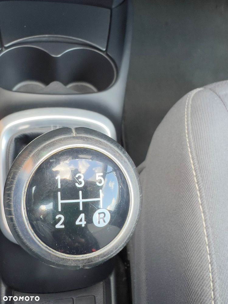 Toyota Yaris 1.0 Premium EU6 - 13