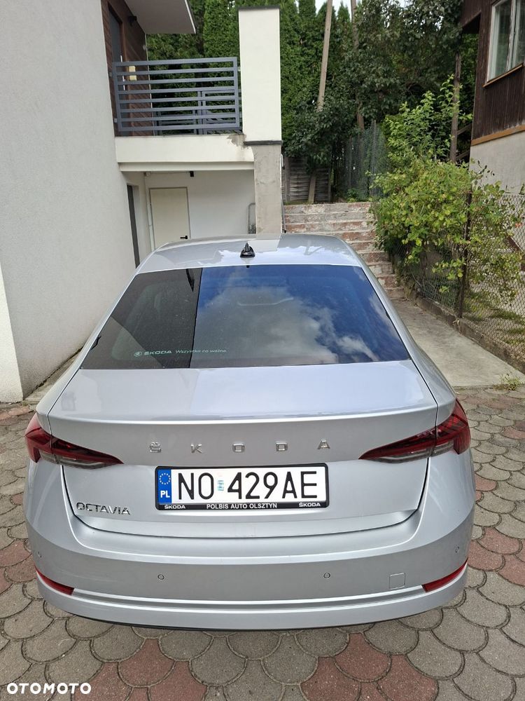 Skoda Octavia 2.0 TDI Style DSG - 4
