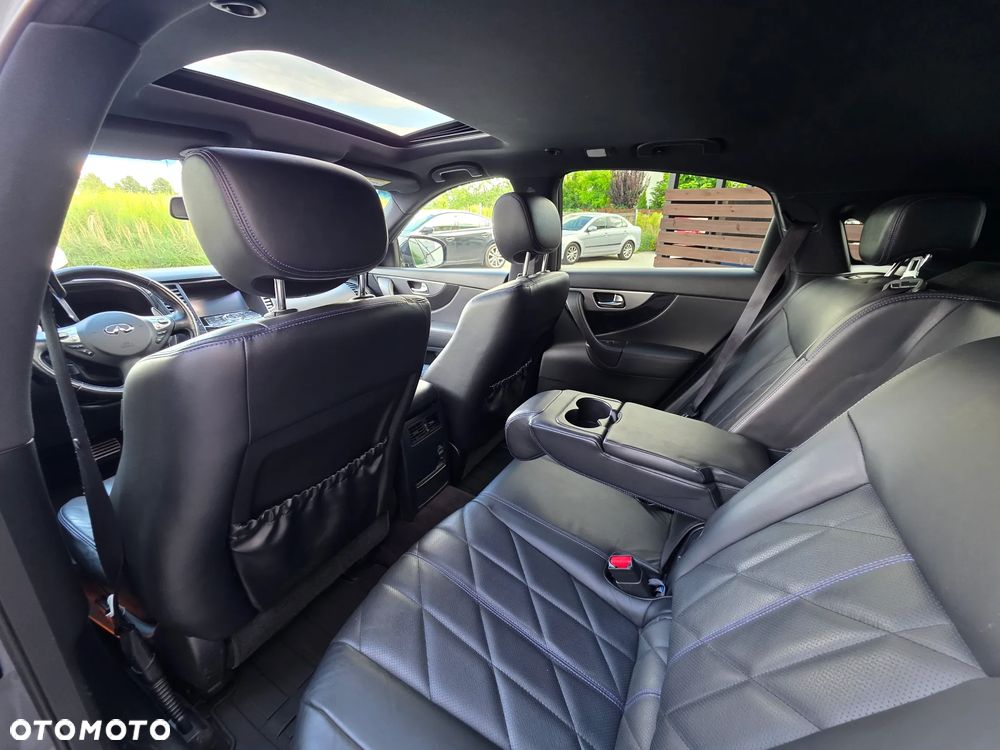 Infiniti QX70 3.7 S Premium EU6 - 19