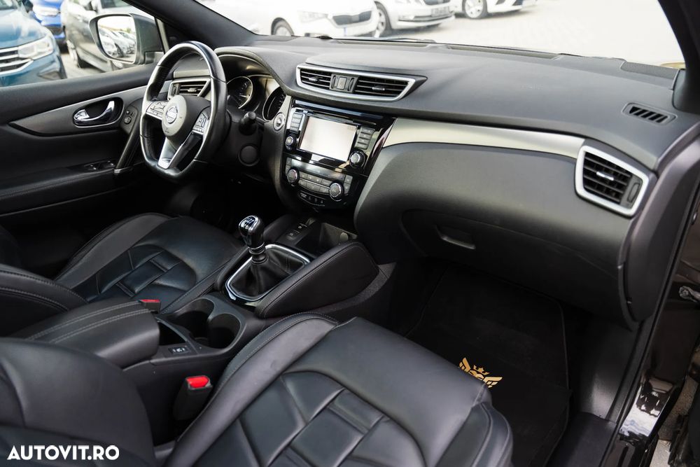 Nissan Qashqai 1.5 DCI TEKNA+ - 8