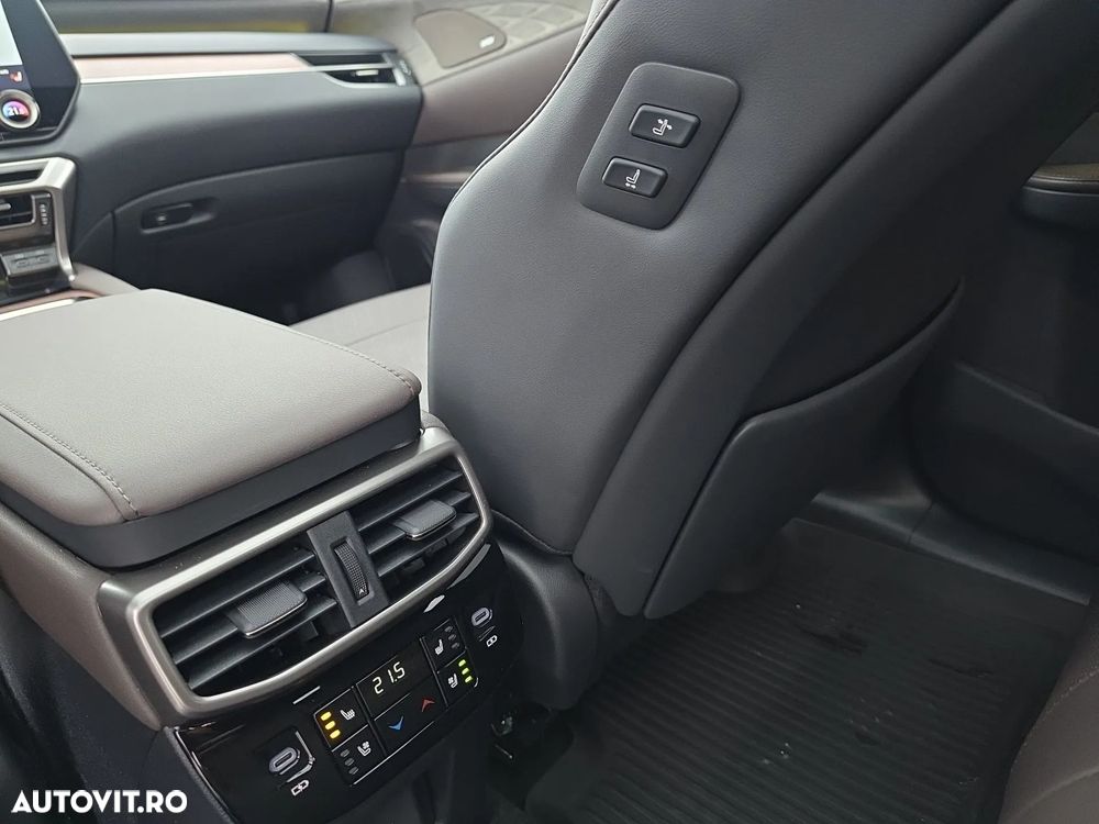 Lexus Seria RX 450h+ E-Four PHEV Luxury - 34