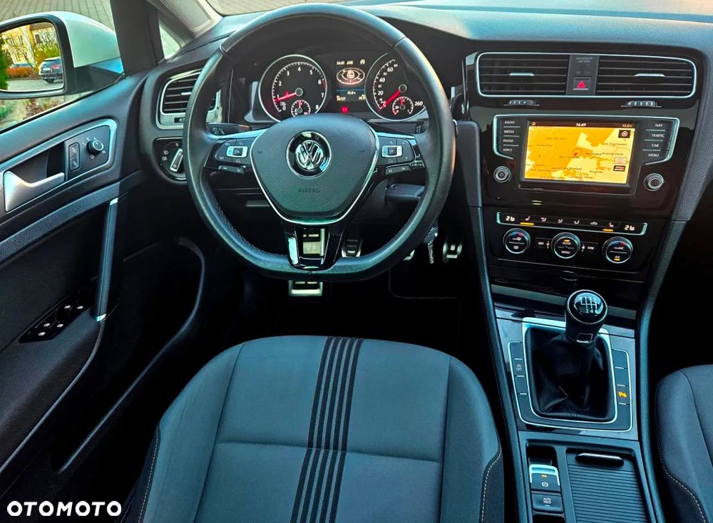 Volkswagen Golf 1.4 TSI BlueMotion Technology Allstar - 18