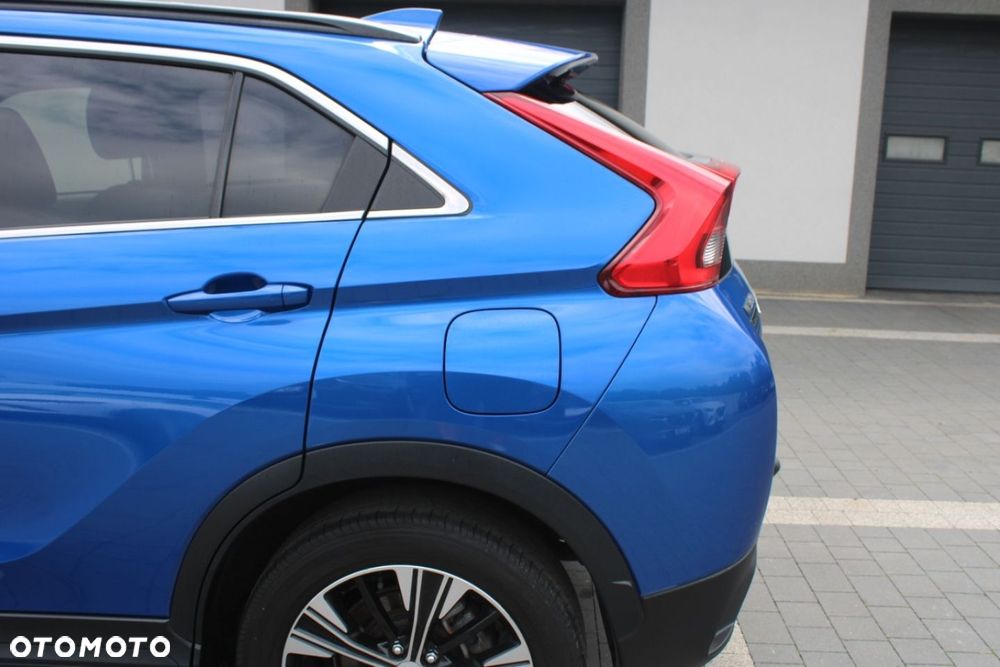 Mitsubishi Eclipse Cross - 16