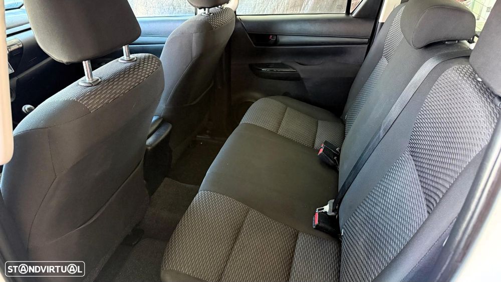 Toyota Hilux 2.4 D-4D 4WD Challenge - 15