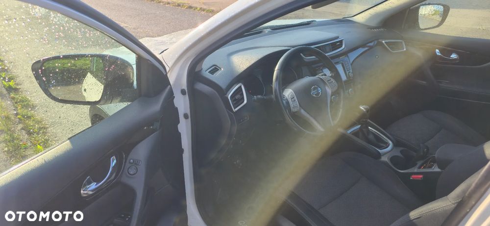 Nissan Qashqai - 14
