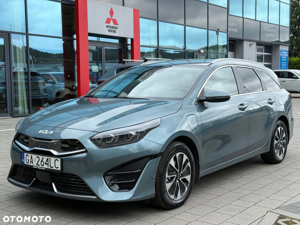 Kia Ceed 1.6 GDI PHEV L DCT - 4
