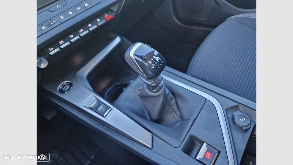 Peugeot 308 1.2 PureTech Active Pack - 16