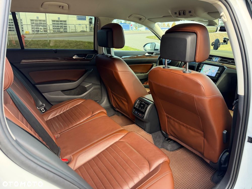 Volkswagen Passat 2.0 TDI BMT Highline DSG - 12