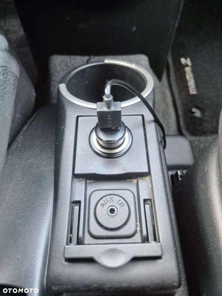 Mazda 2 1.3 MZR Active - 29