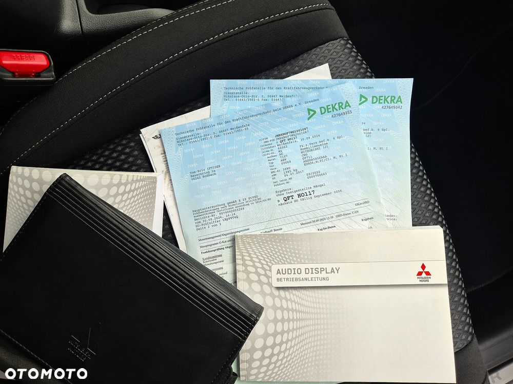 Mitsubishi Outlander 2.0 Invite + 2WD - 29