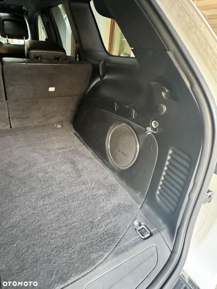 Jeep Grand Cherokee - 21