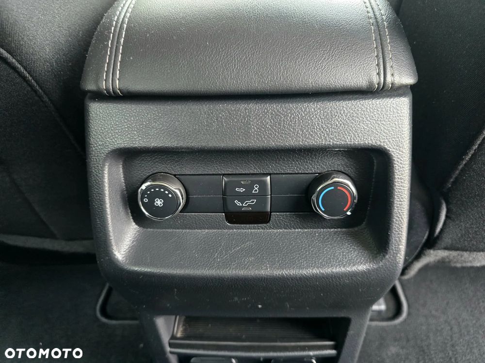 Ford S-Max 2.0 EcoBlue Titanium - 18